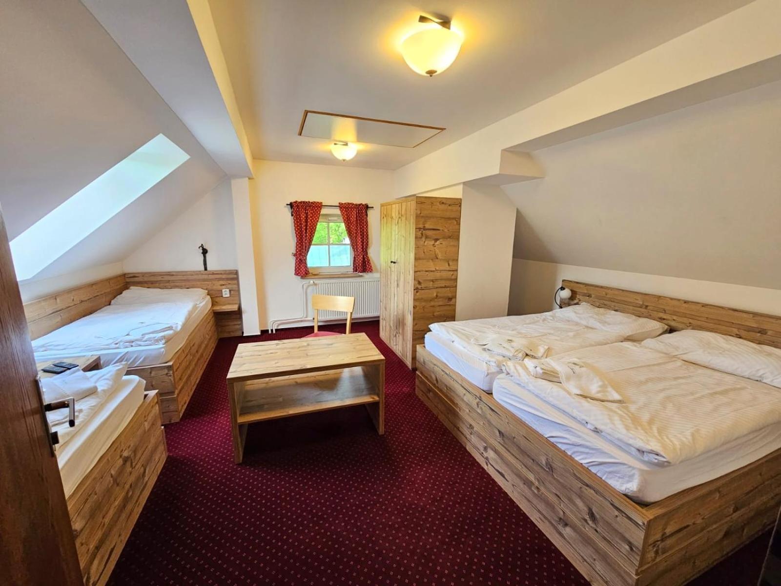 Hotel Konsel Říčky Eksteriør bilde