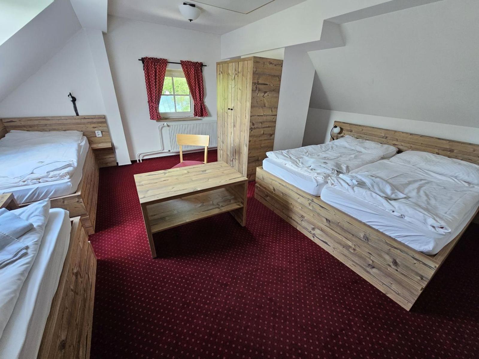 Hotel Konsel Říčky Eksteriør bilde