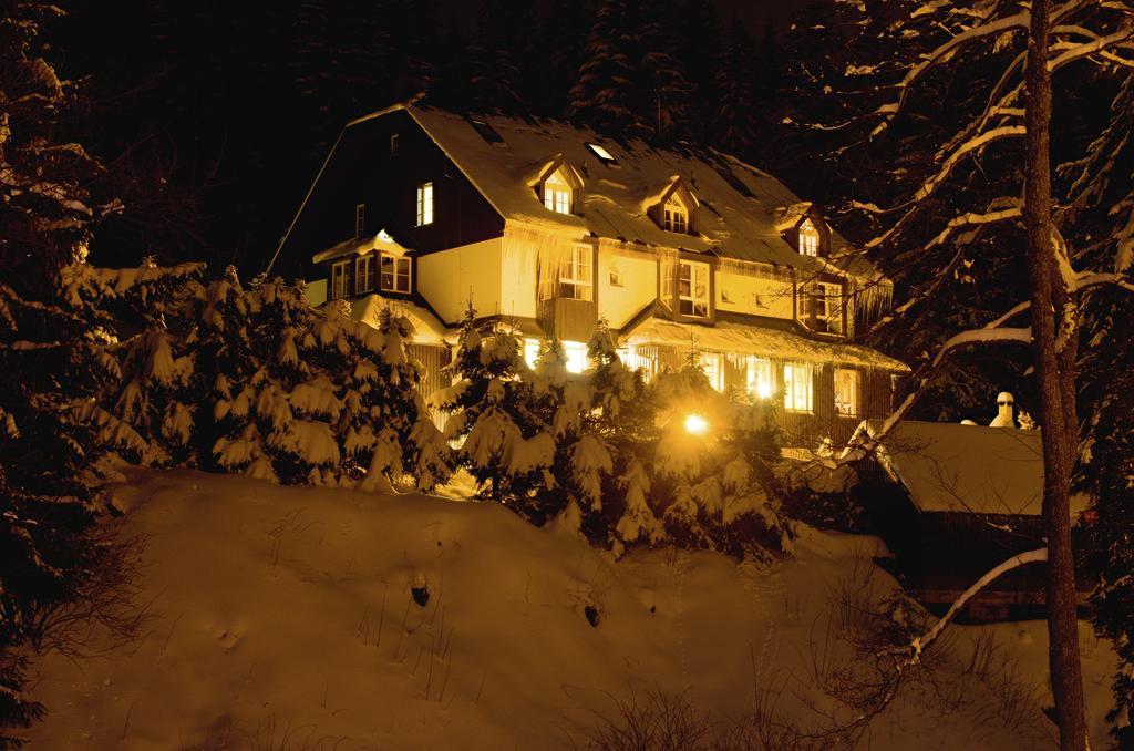 Hotel Konsel Říčky Eksteriør bilde