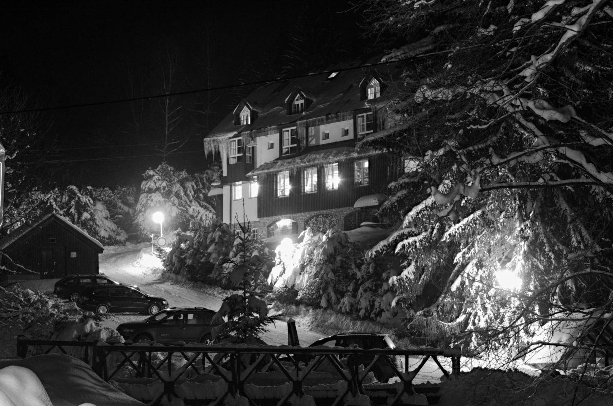 Hotel Konsel Říčky Eksteriør bilde