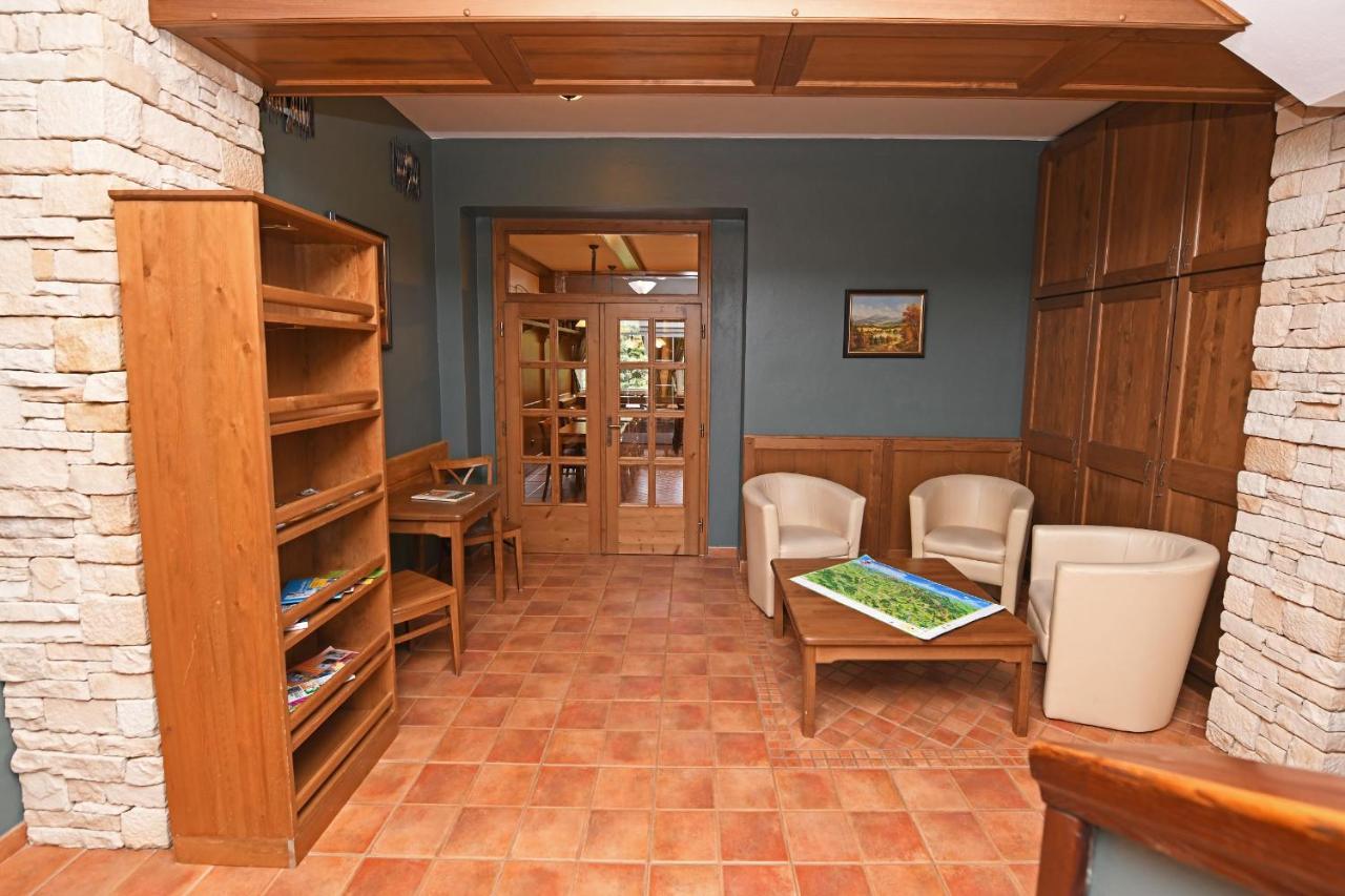 Hotel Konsel Říčky Eksteriør bilde